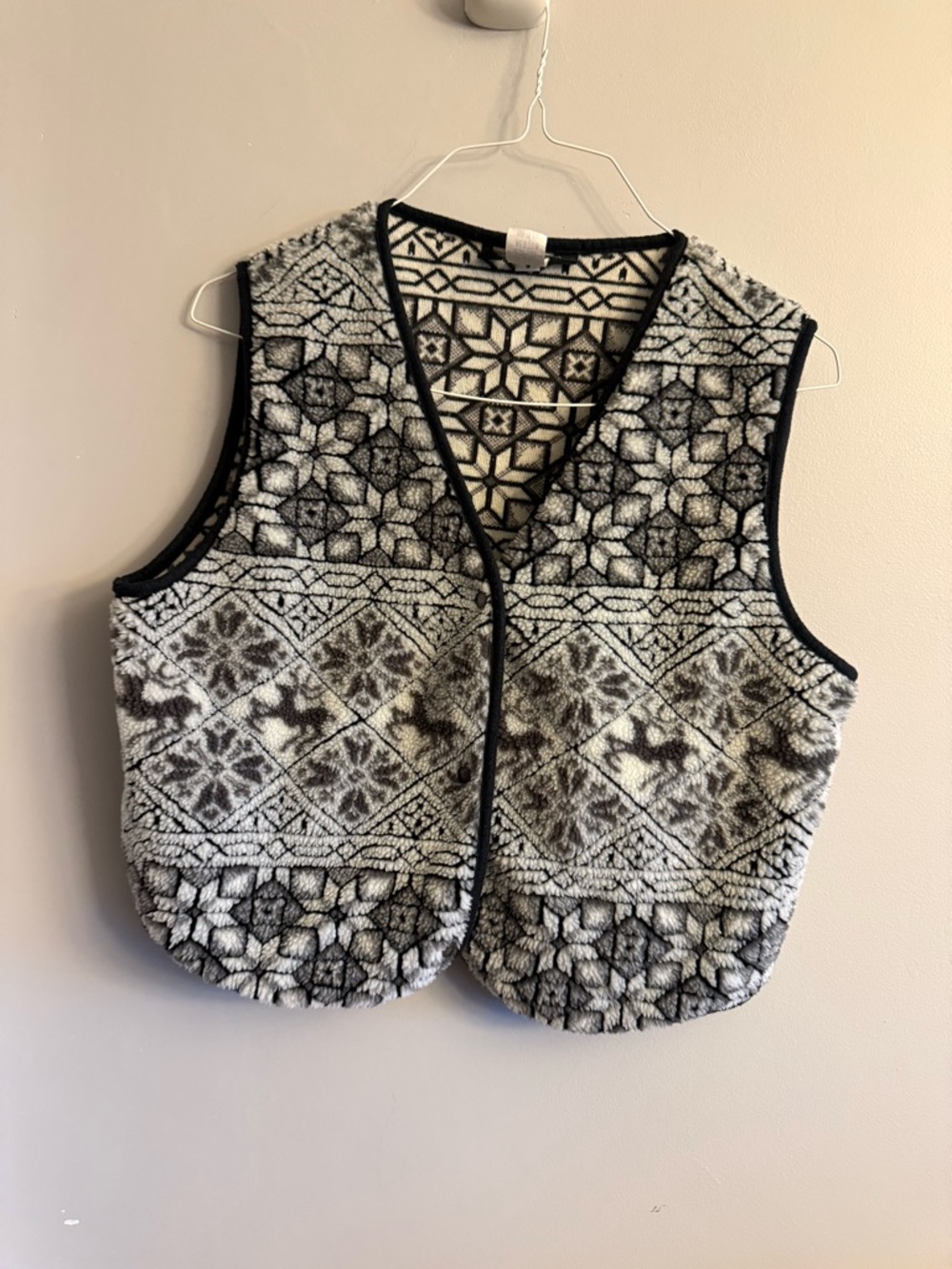 Vintage Ragged Mountain Fleece Vest Medium Black Gray Nordic Print Made in USA